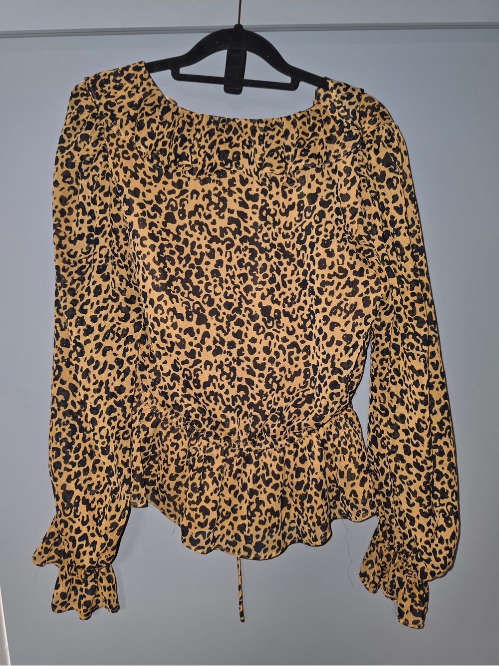 Leopard Print Ruffle Peplum Blouse - - Picture 3 of 3